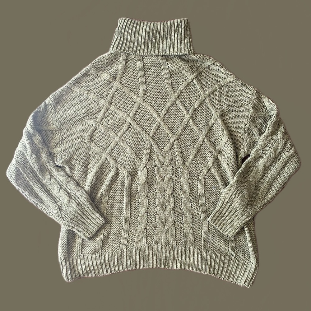 ✨ *BOGO* Favlux turtleneck sweater *BOGO* ✨
